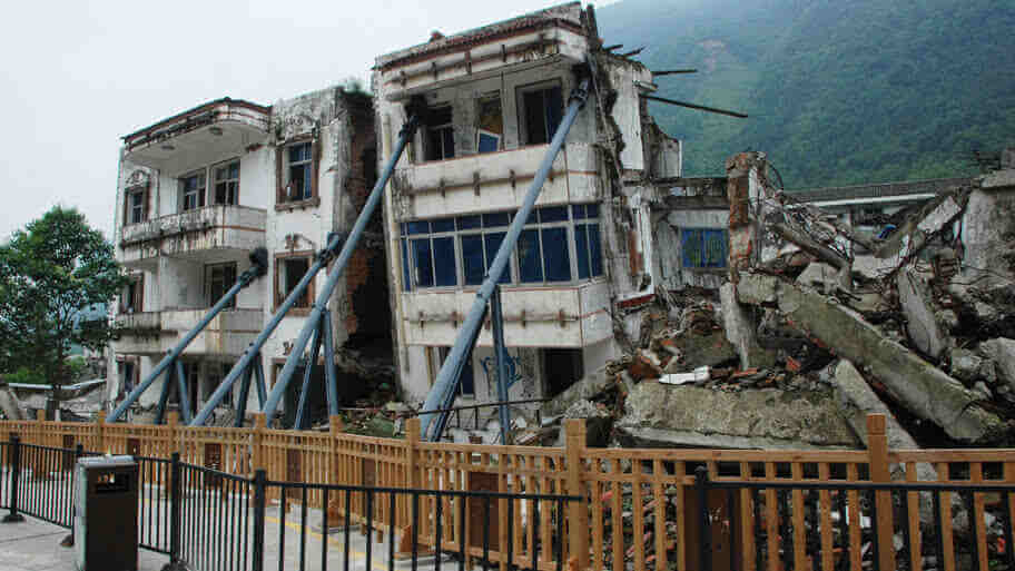 Buying Earthquake Insurance